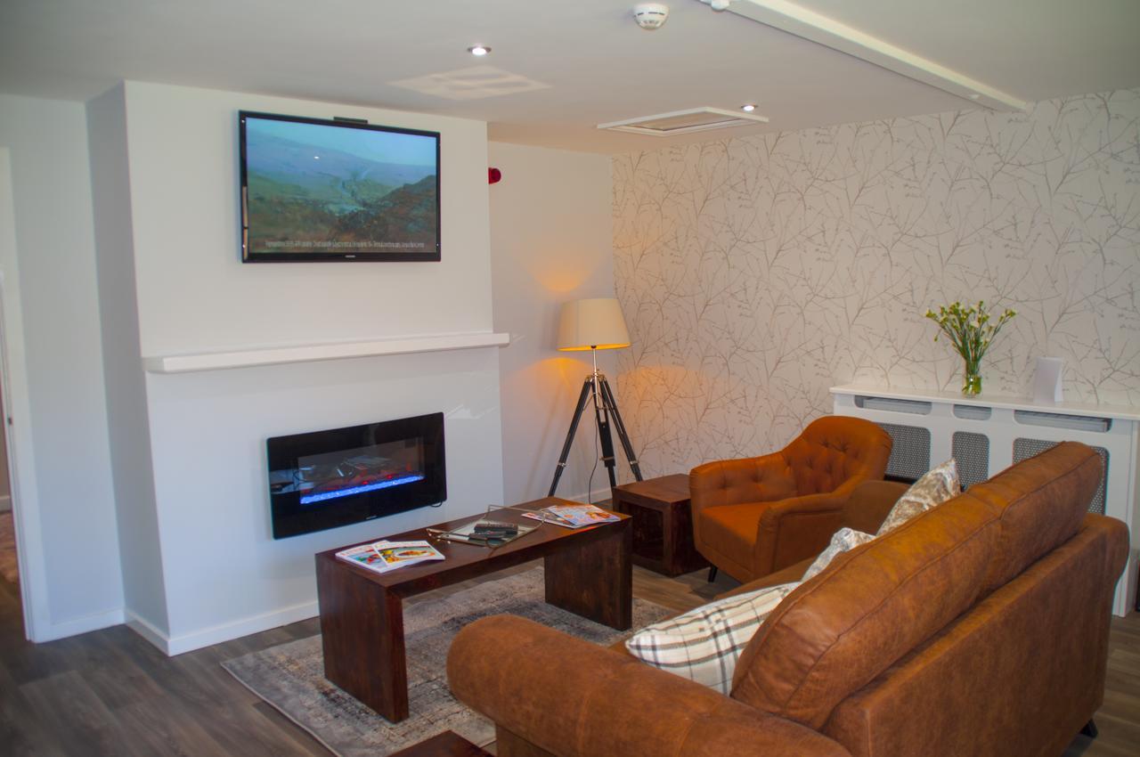 The Stable Suite At York Racecourse Exterior photo